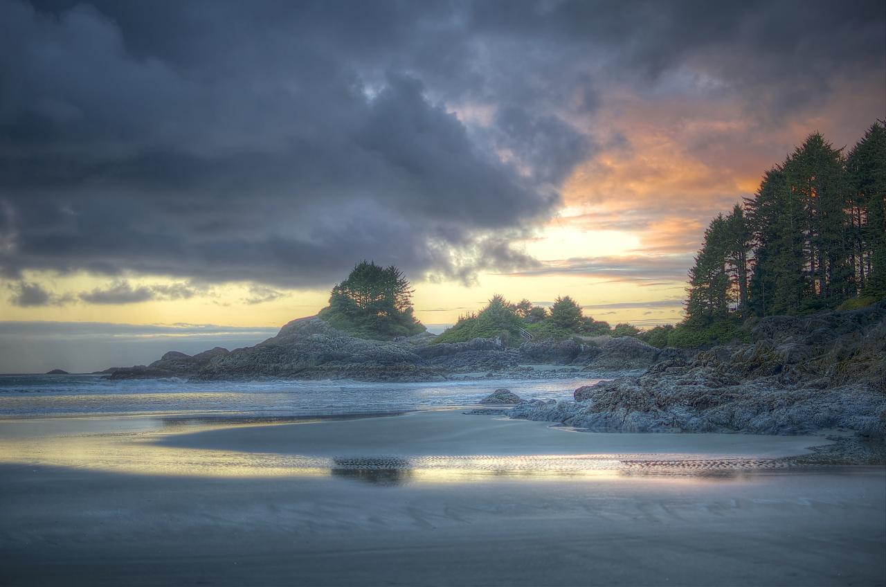 Waters Edge Shoreside Suites Ucluelet Exterior foto