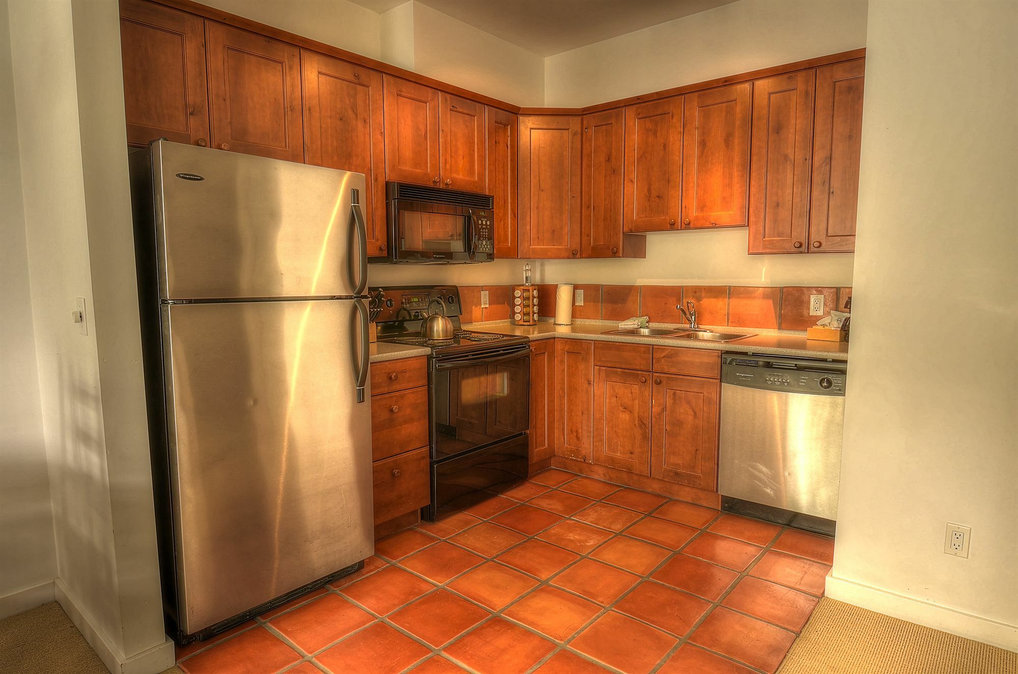 Waters Edge Shoreside Suites Ucluelet Exterior foto